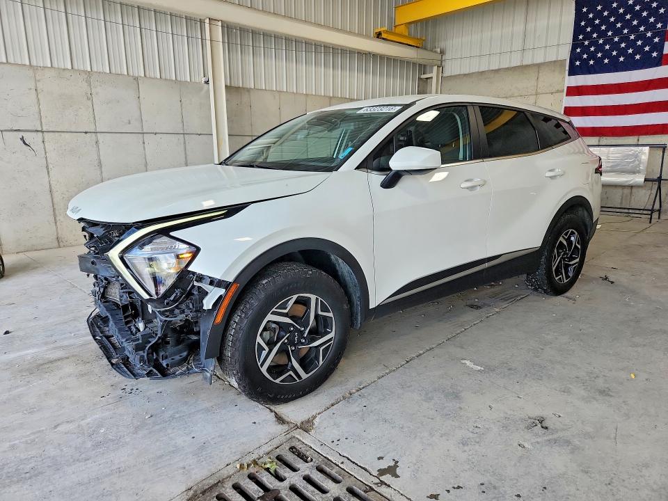 KIA SPORTAGE 2023 with VIN KNDPUCAF5P7158018 - Photo from auction