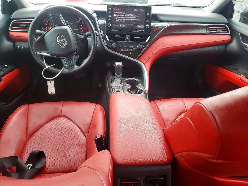 Photo 8 from auction – 2022 TOYOTA CAMRY with VIN 4T1K61AK2NU033316