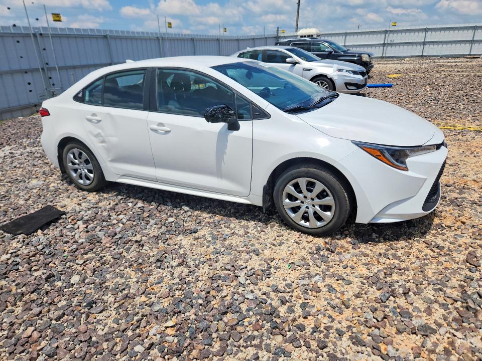Photo 4 from auction – 2022 TOYOTA COROLLA with VIN 5YFEPMAE6NP318401
