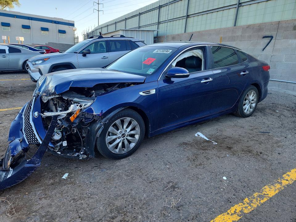 KIA OPTIMA 2018 with VIN 5XXGT4L32JG219576 - Photo from auction
