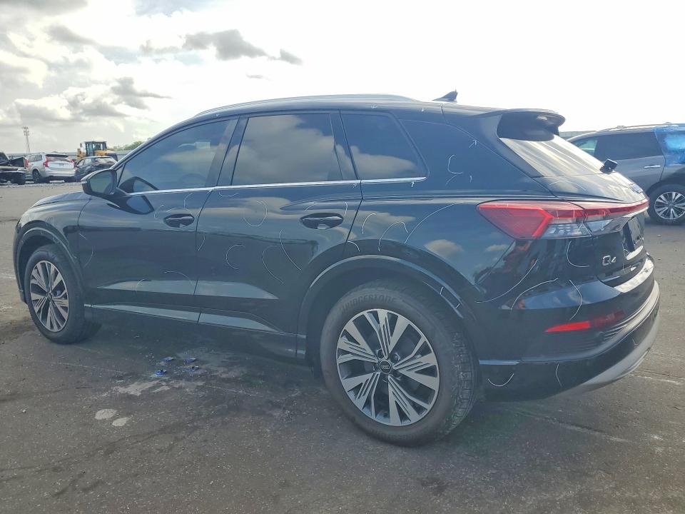 Photo 2 from auction – 2023 AUDI Q4 E-TRON with VIN WA1BCBFZ2PP024622