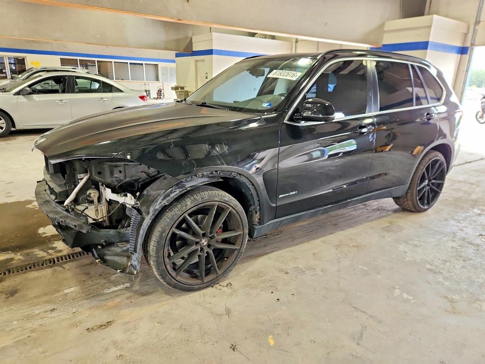 BMW X5 2016 with VIN 5UXKR2C56G0R72941 - Photo from auction
