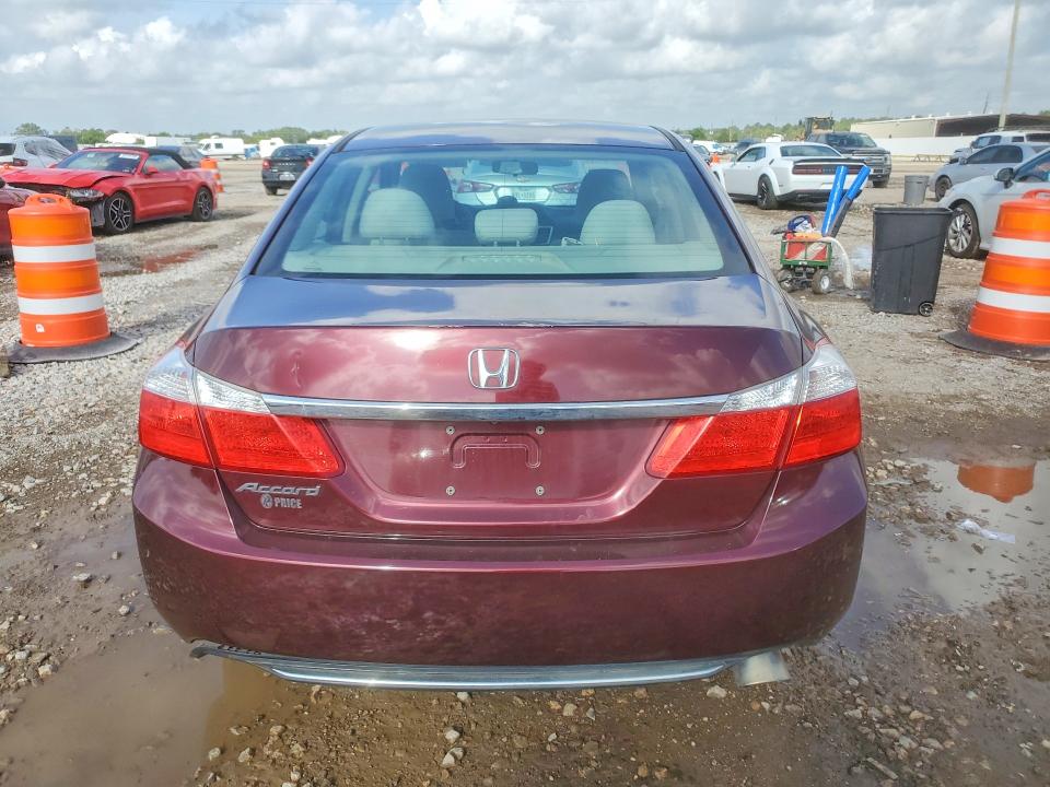 Photo 6 from auction – 2015 HONDA ACCORD with VIN 1HGCR2F76FA238541