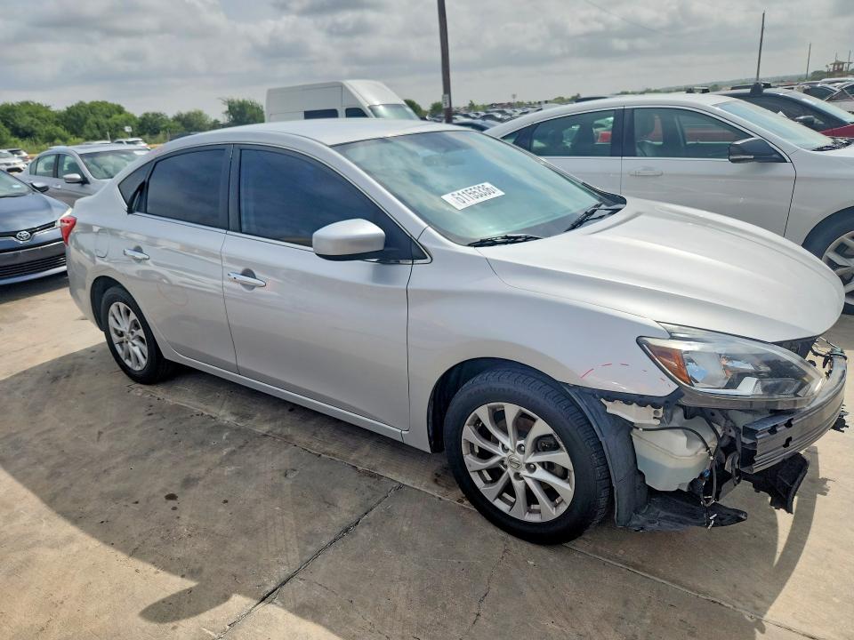 Photo 4 from auction – 2019 NISSAN SENTRA with VIN 3N1AB7AP4KL610933