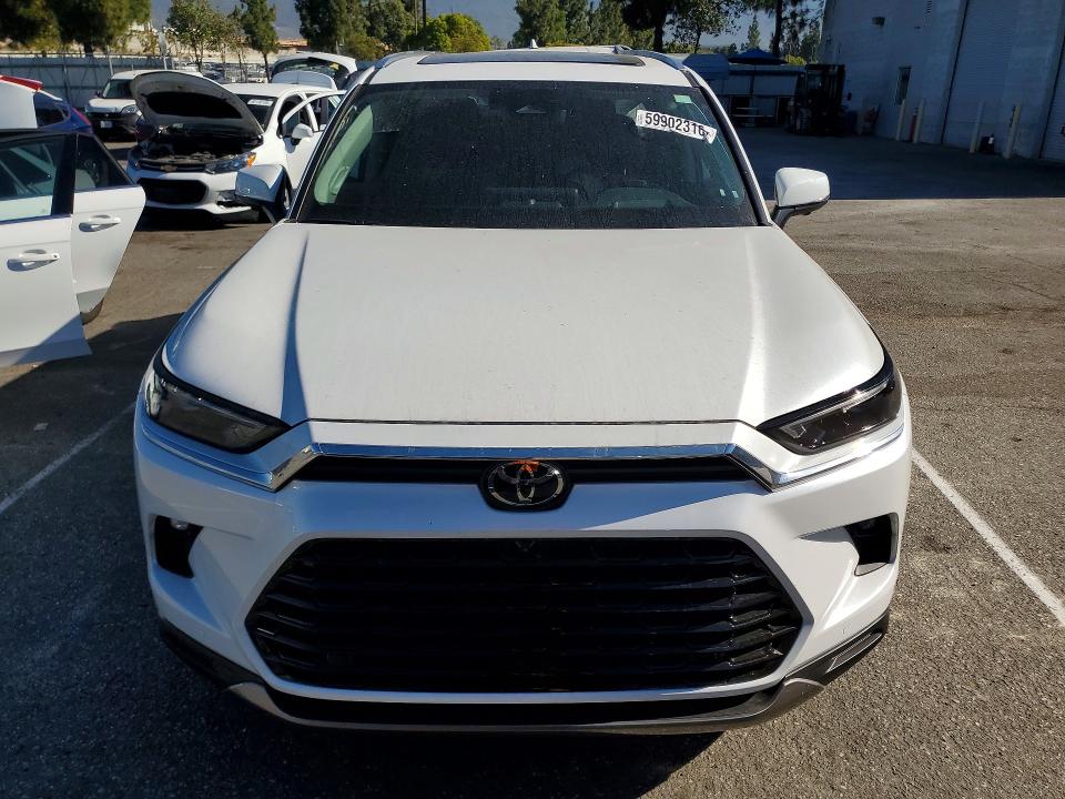 Photo 5 from auction – 2026 TOYOTA GRAND HIGHLANDER with VIN 5TDAAAB55TS138828