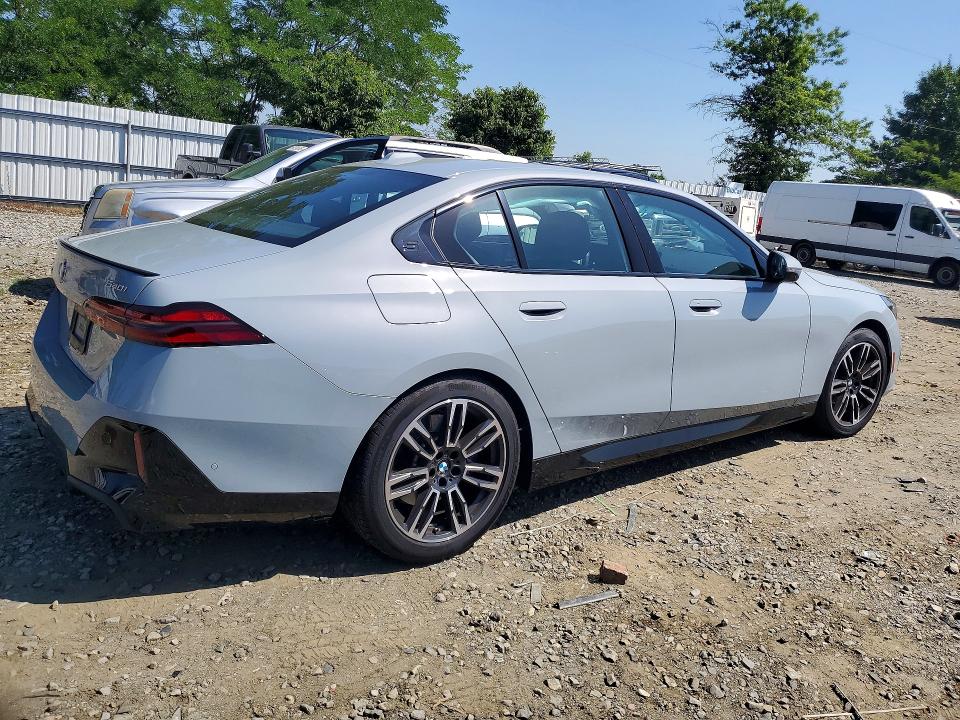 Photo 3 from auction – 2025 BMW 540 with VIN WBA63FJ0XSCU07759