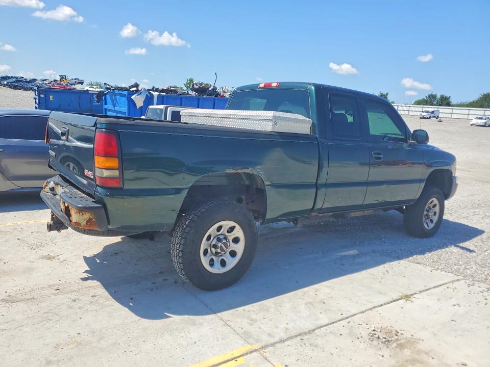 Photo 3 from auction – 2005 GMC NEW SIERRA with VIN 2GTEK19B351283564
