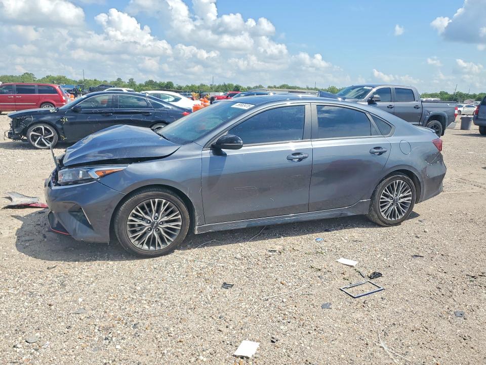 KIA FORTE 2023 with VIN 3KPF54AD7PE662857 - Photo from auction