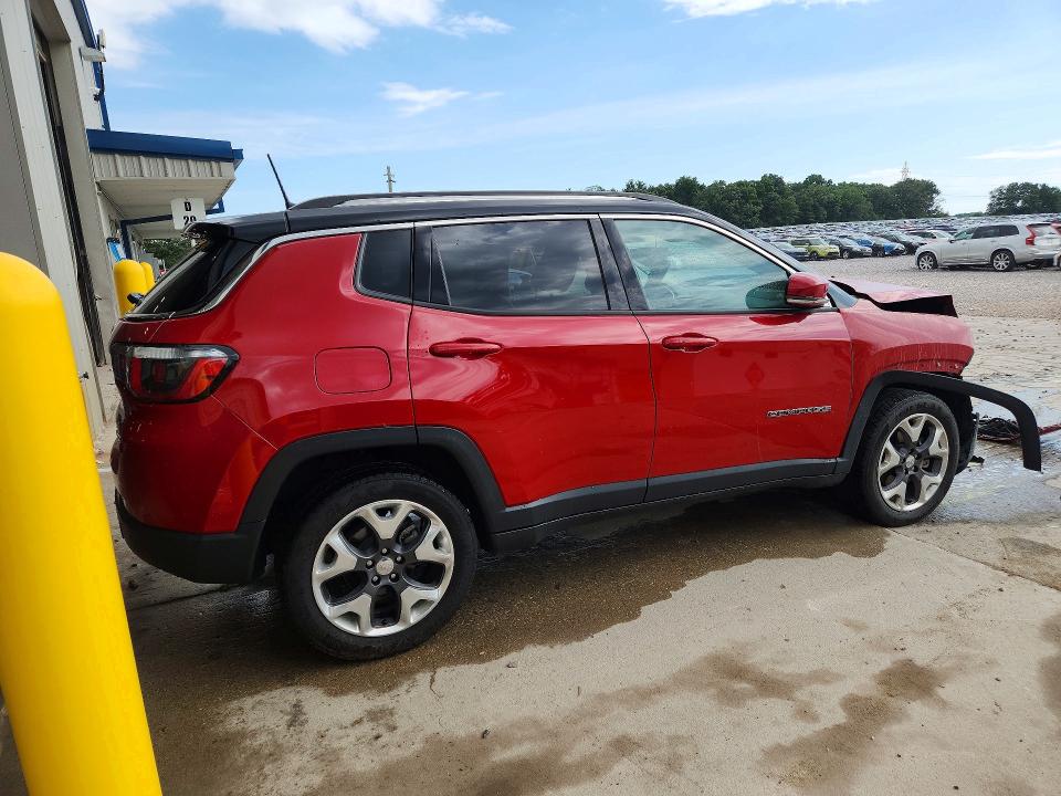 Photo 3 from auction – 2019 JEEP COMPASS with VIN 3C4NJDCB2KT800876