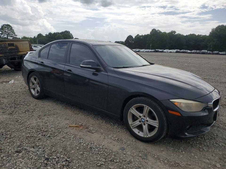 Photo 4 from auction – 2014 BMW 320 with VIN WBA3B1C5XEP679128