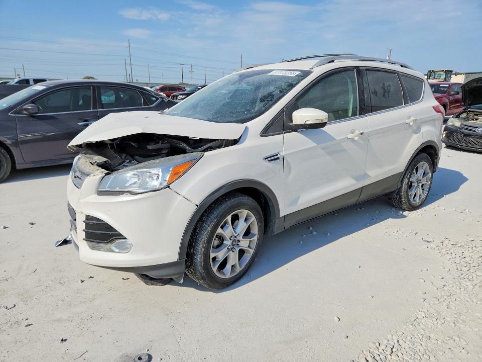 FORD ESCAPE 2015 with VIN 1FMCU9JX8FUC24213 - Photo from auction