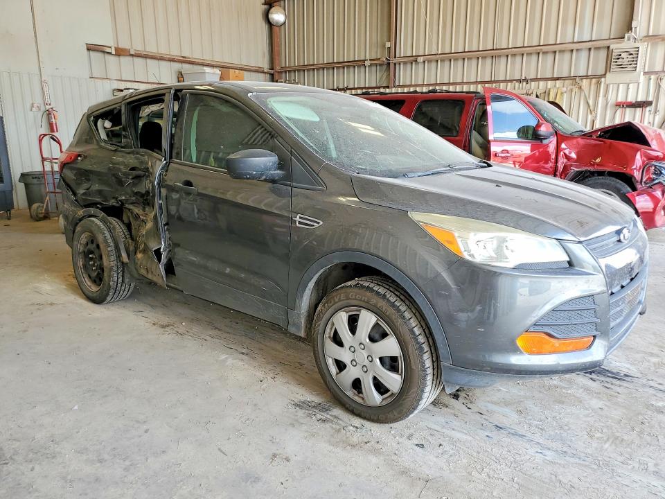Photo 4 from auction – 2016 FORD ESCAPE with VIN 1FMCU0F74GUC41502
