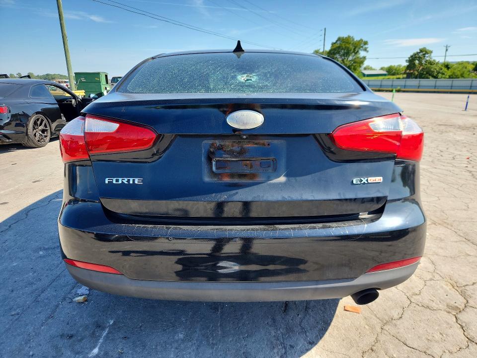 Photo 6 from auction – 2014 KIA FORTE with VIN KNAFZ4A81E5155465