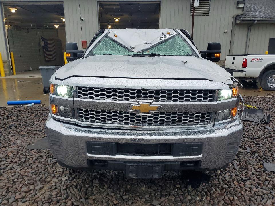 Photo 5 from auction – 2019 CHEVROLET SILVERADO with VIN 1GC1KREG2KF178033