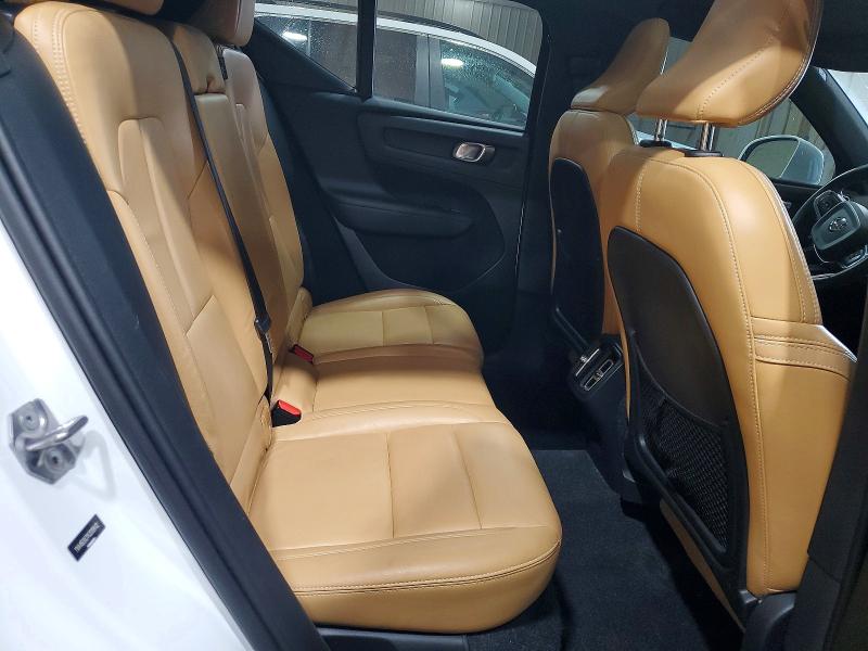 Photo 11 from auction – 2019 VOLVO XC40 with VIN YV4162XZ7K2019412