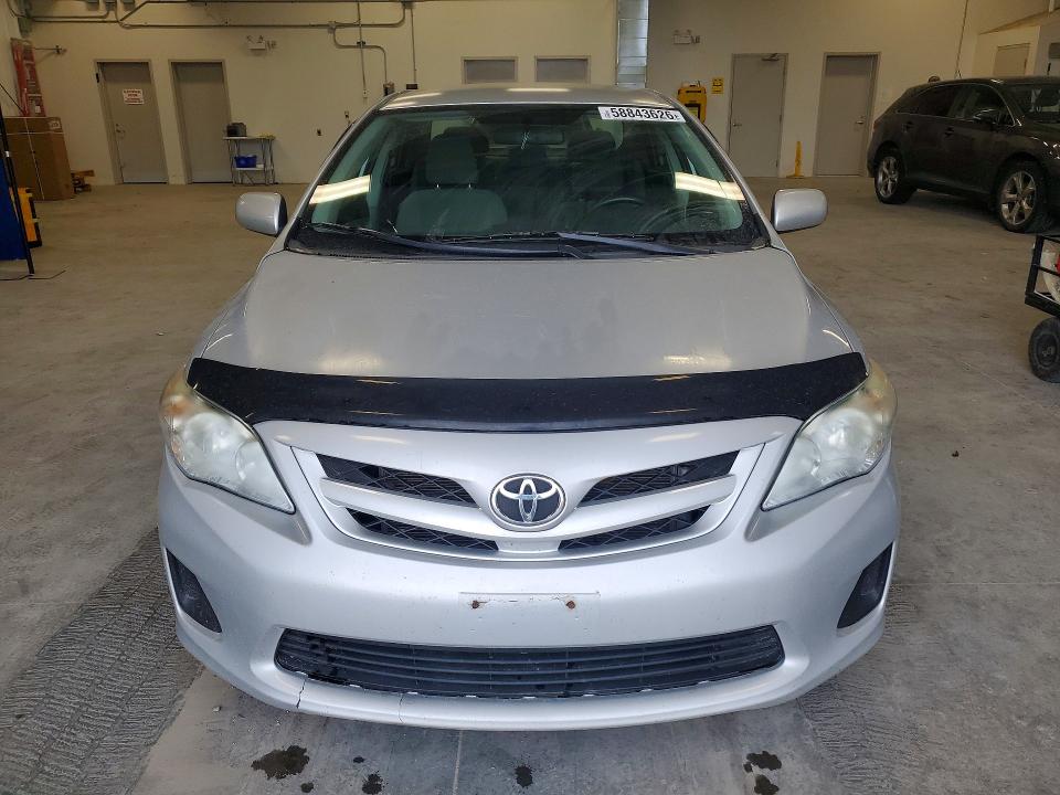 Photo 5 from auction – 2013 TOYOTA COROLLA with VIN 2T1BU4EE8DC042274