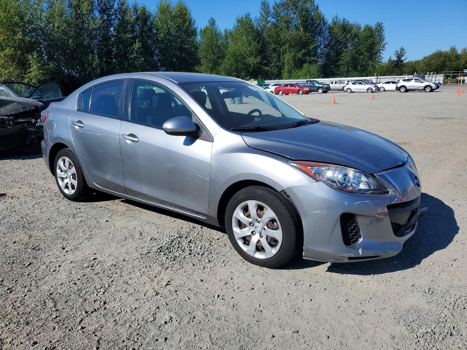 Photo 4 from auction – 2013 MAZDA 3 with VIN JM1BL1TG4D1761547