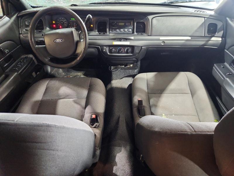 Photo 8 from auction – 2007 FORD CROWN VICTORIA with VIN 2FAHP71WX7X101011
