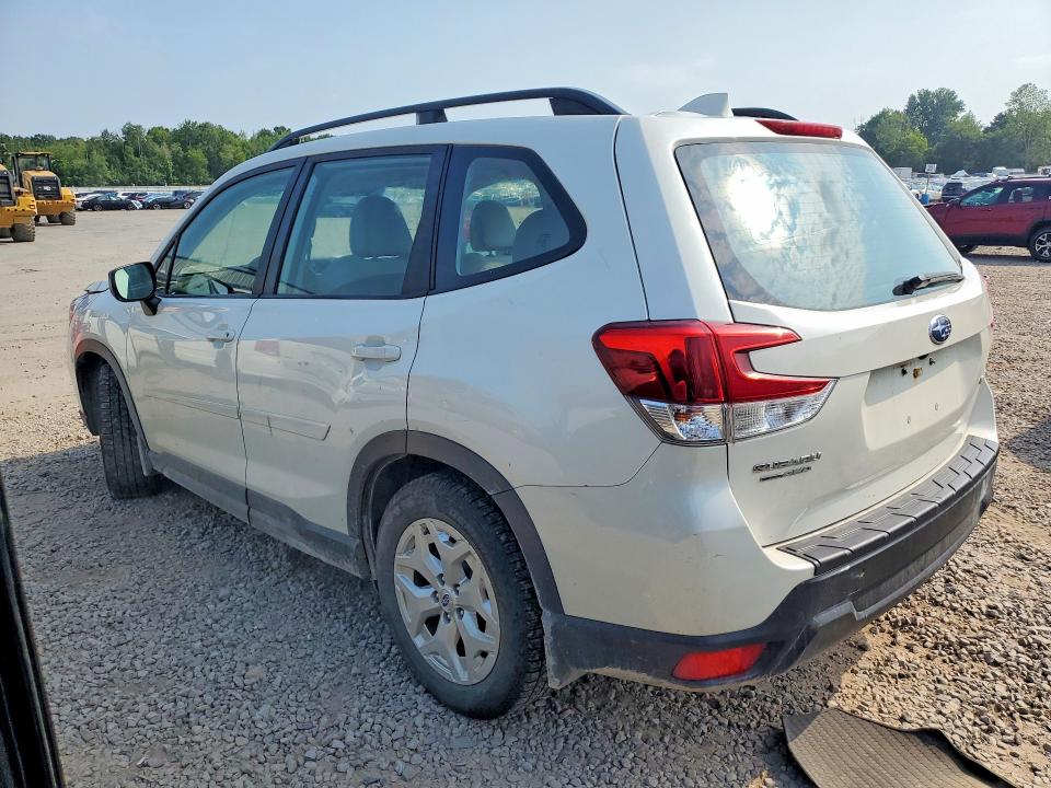 Photo 2 from auction – 2019 SUBARU FORESTER with VIN JF2SKACC9KH490054