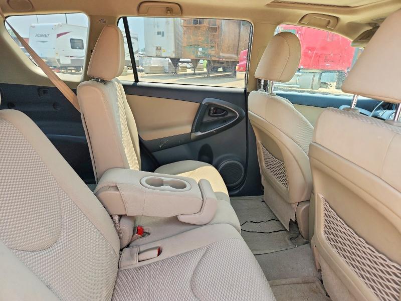 Photo 11 from auction – 2012 TOYOTA RAV4 with VIN 2T3BF4DV6CW242084