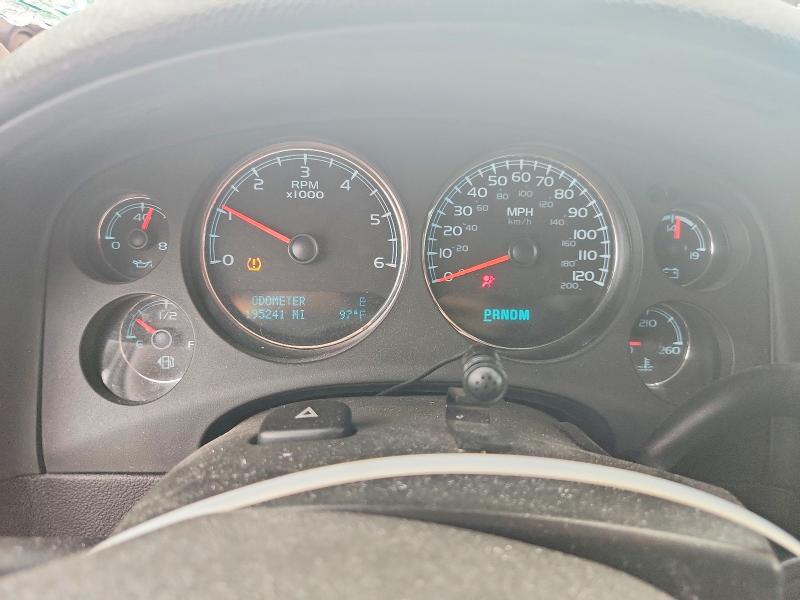 Photo 9 from auction – 2011 CHEVROLET AVALANCHE with VIN 3GNTKEE34BG149959