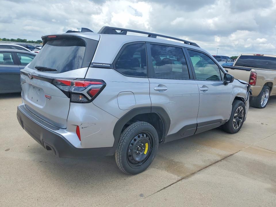 Photo 3 from auction – 2025 SUBARU FORESTER with VIN JF2SLDBC8SH427639