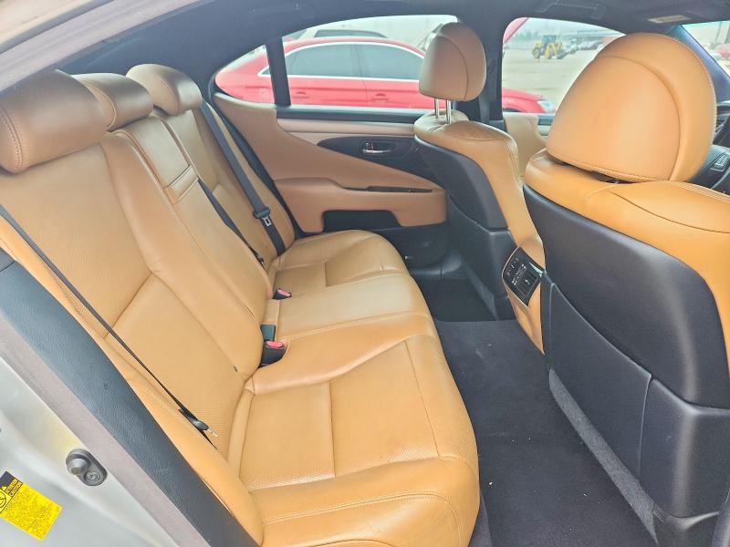 Photo 10 from auction – 2014 LEXUS LS with VIN JTHBL5EF1E5126547
