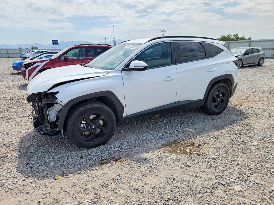HYUNDAI TUCSON 2022 with VIN 5NMJBCAE9NH019485 - Photo from auction