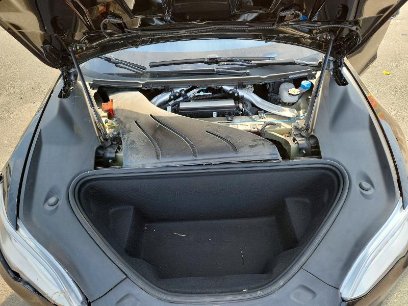 Photo 11 from auction – 2019 TESLA MODEL S with VIN 5YJSA1E21KF308062