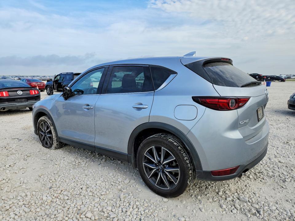 Photo 2 from auction – 2018 MAZDA CX-5 with VIN JM3KFADMXJ0327069