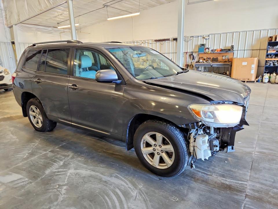 Photo 4 from auction – 2010 TOYOTA HIGHLANDER with VIN 5TDJK3EH8AS014516