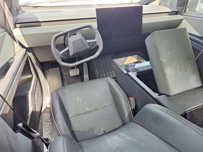 Photo 8 from auction – 2025 TESLA CYBERTRUCK with VIN 7G2CEHED7SA072420