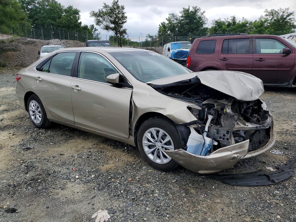 Photo 4 from auction – 2015 TOYOTA CAMRY with VIN 4T1BF1FK6FU082318