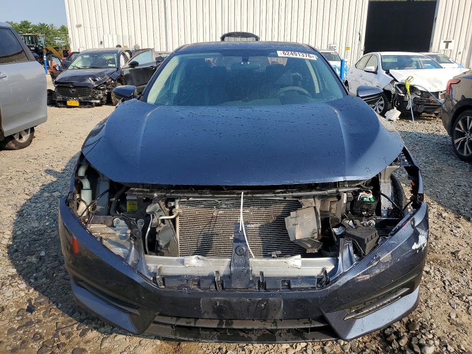 Photo 5 from auction – 2016 HONDA CIVIC with VIN 19XFC2F50GE239985
