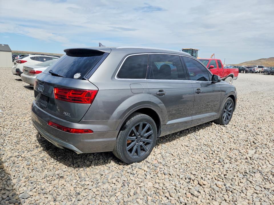 Photo 3 from auction – 2017 AUDI Q7 with VIN WA1LAAF71HD004559