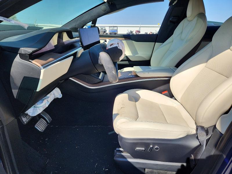 Photo 7 from auction – 2022 TESLA MODEL X with VIN 7SAXCAE55NF357962
