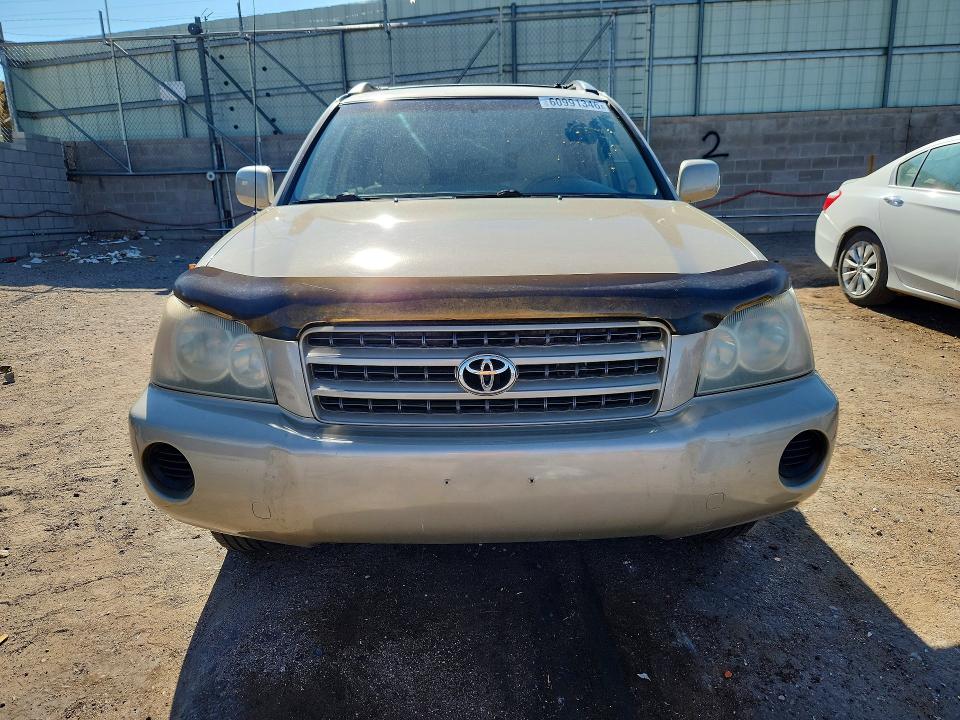 Photo 5 from auction – 2001 TOYOTA HIGHLANDER with VIN JTEHD21A910002210
