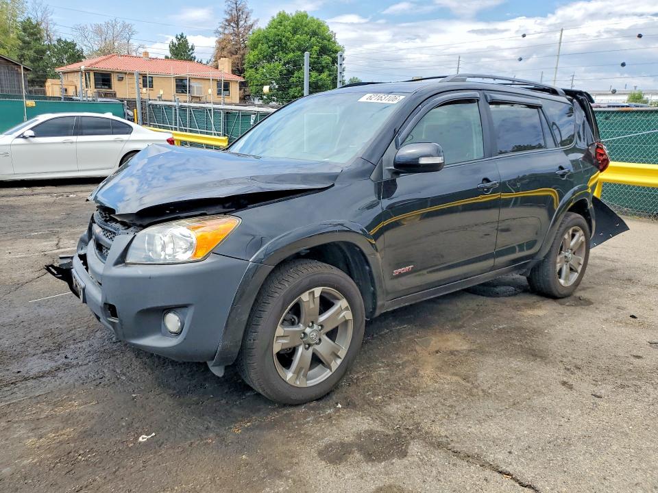 TOYOTA RAV4 2011 with VIN JTMRK4DV1B5101424 - Photo from auction