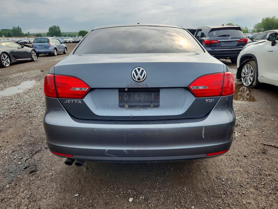 Photo 6 from auction – 2011 VOLKSWAGEN JETTA with VIN 3VWDL7AJXBM031925
