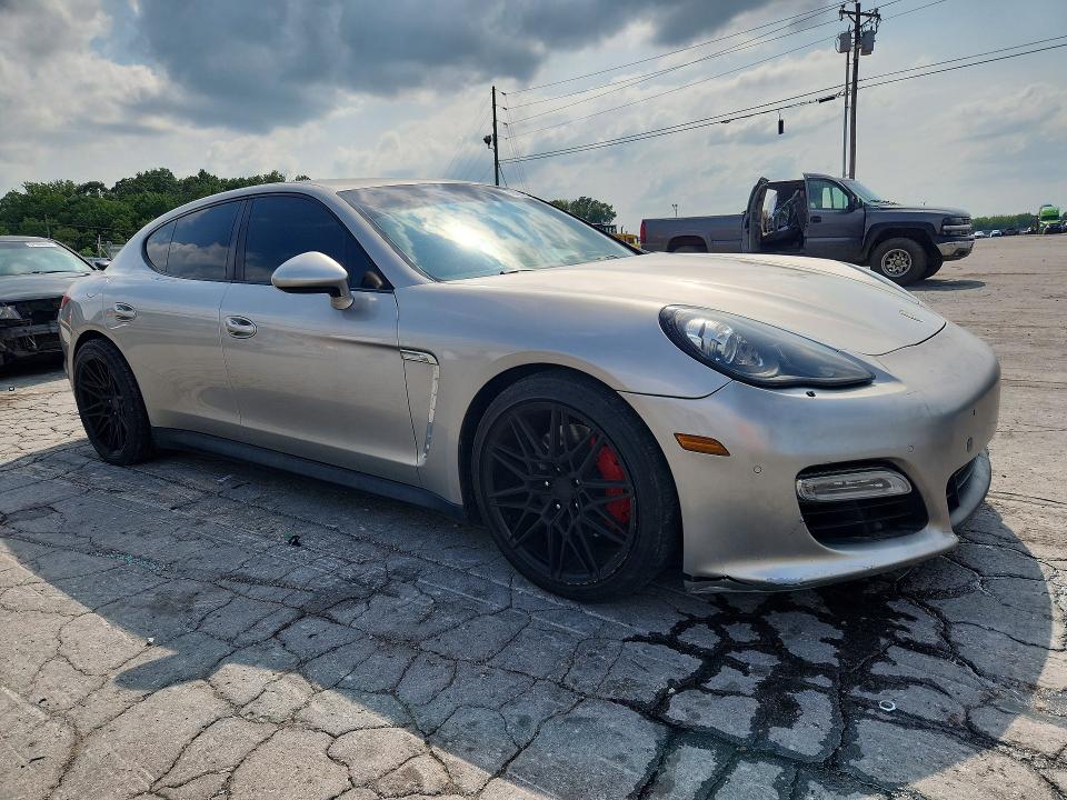 Photo 4 from auction – 2013 PORSCHE PANAMERA with VIN WP0AF2A77DL075020