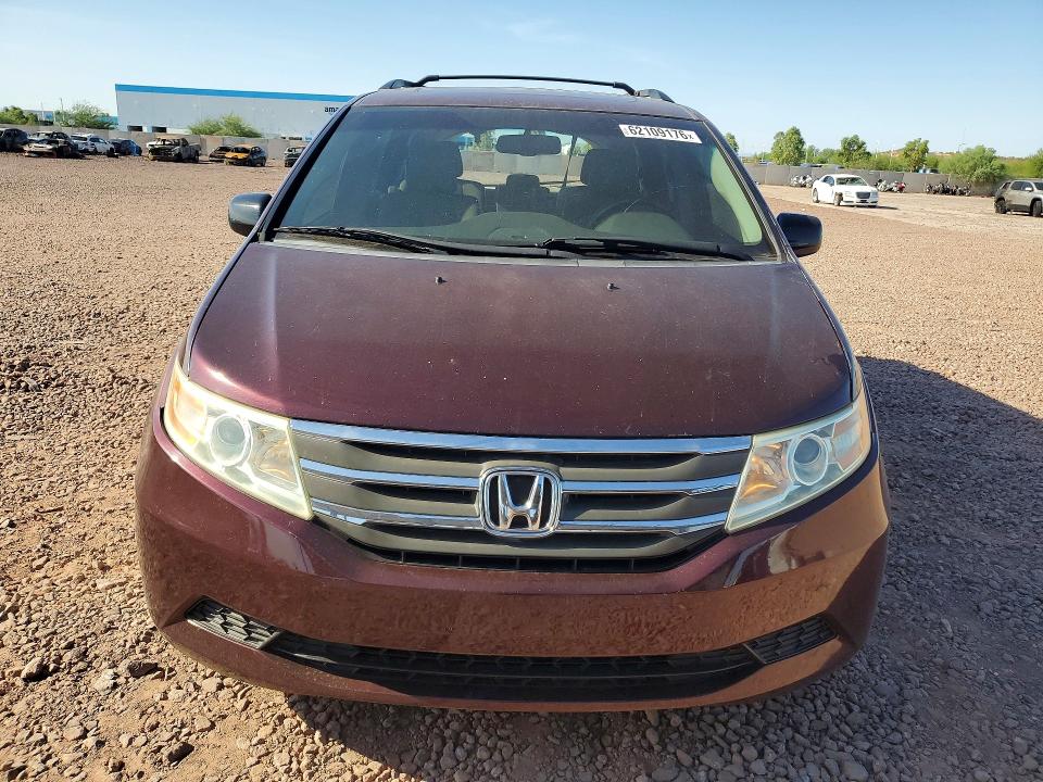 Снимка 5 от търг – 2011 HONDA ODYSSEY с VIN 5FNRL5H61BB032531
