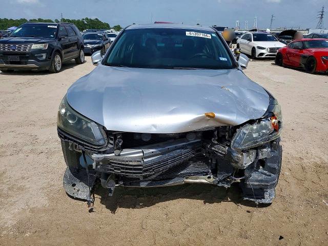 Photo 5 from auction – 2014 HONDA ACCORD with VIN 1HGCR2F82EA175879