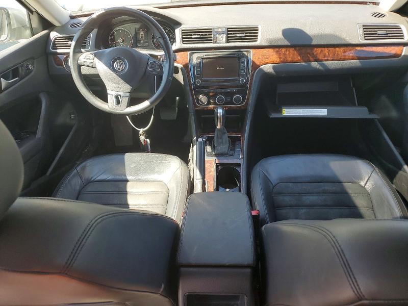 Photo 8 from auction – 2012 VOLKSWAGEN PASSAT with VIN 1VWCP7A39CC081154