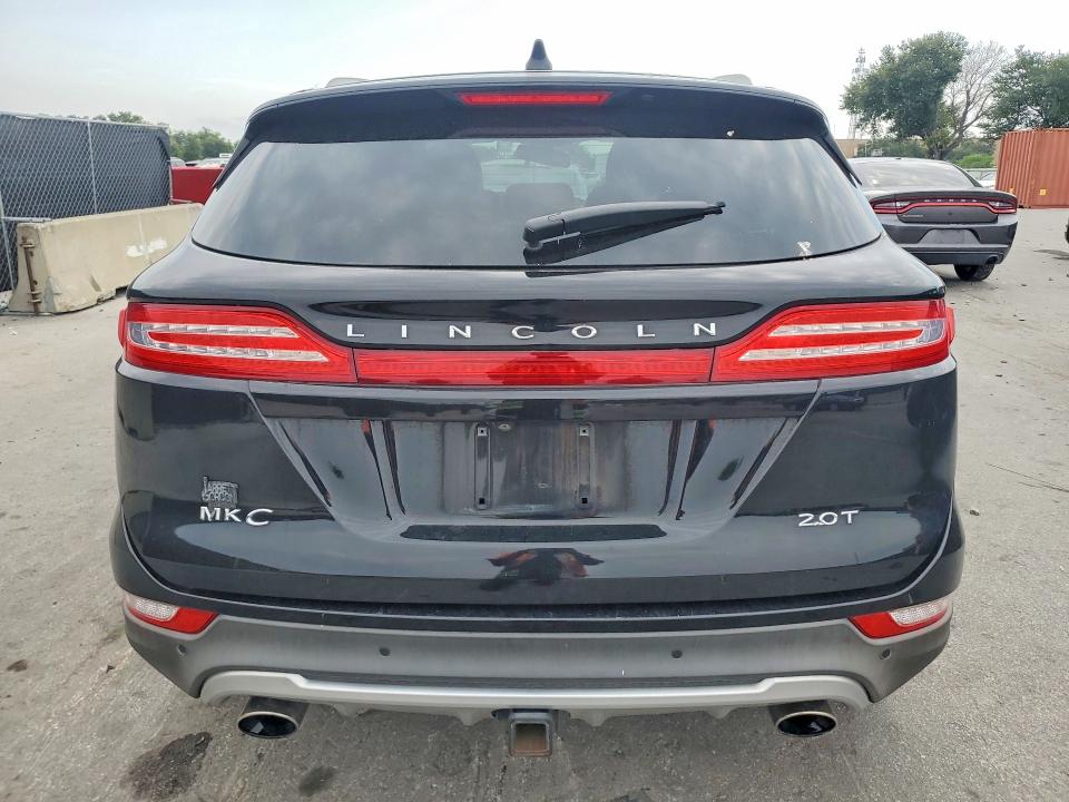 Photo 6 from auction – 2017 LINCOLN MKC with VIN 5LMCJ3C98HUL12120