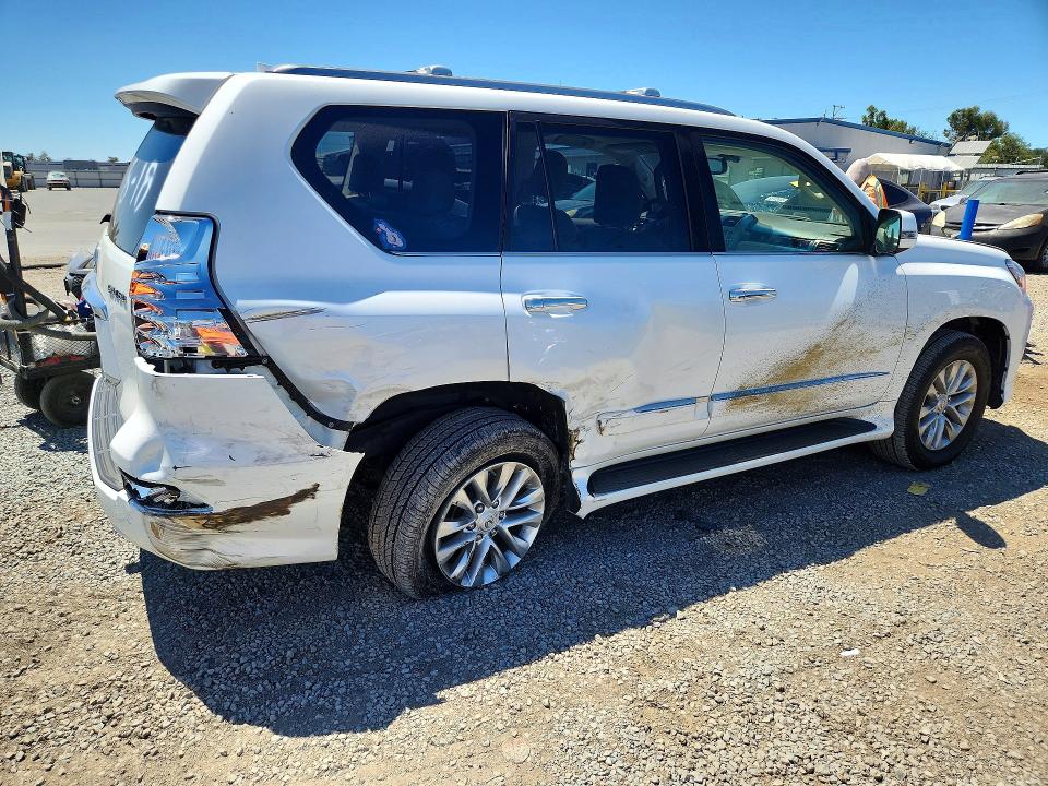 Photo 3 from auction – 2019 LEXUS GX with VIN JTJBM7FX7K5236979