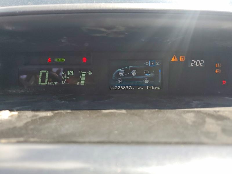 Снимка 9 от търг – 2017 TOYOTA PRIUS V с VIN JTDZN3EU8HJ063035