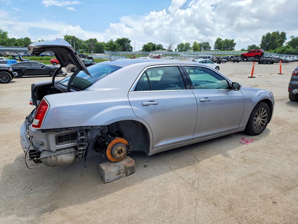 Photo 3 from auction – 2014 CHRYSLER 300 with VIN 2C3CCAAG6EH375923
