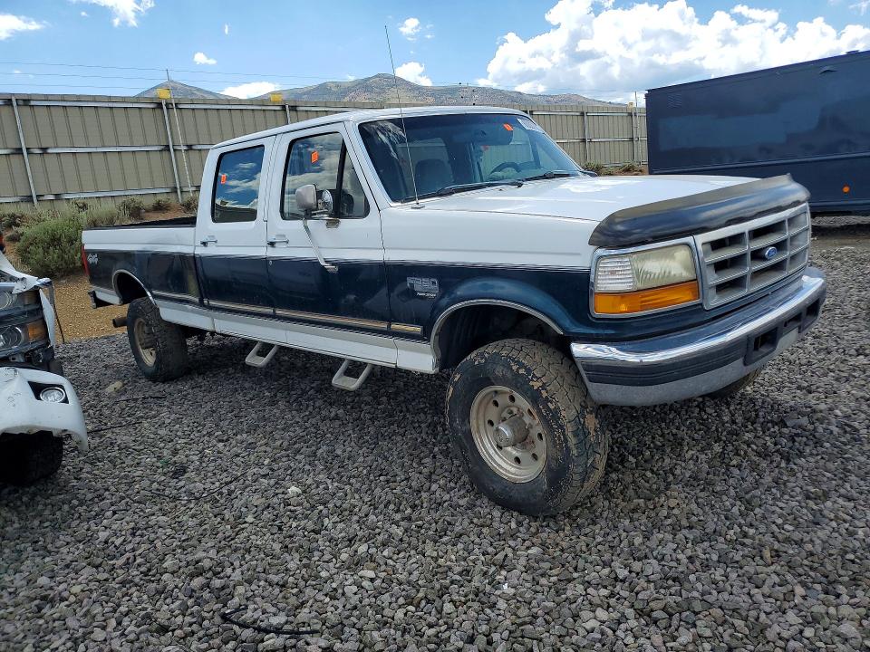 Photo 4 from auction – 1997 FORD F350 with VIN 1FTJW36F0VEC41616