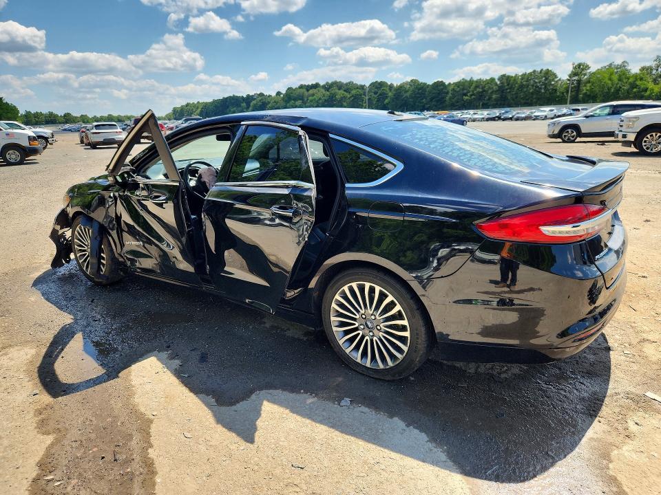 Photo 2 from auction – 2017 FORD FUSION with VIN 3FA6P0RU1HR315922