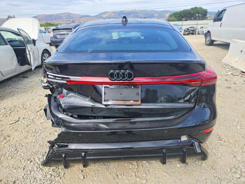 Photo 6 from auction – 2025 AUDI S6 E-TRON with VIN WAU3EAGH0SA020968